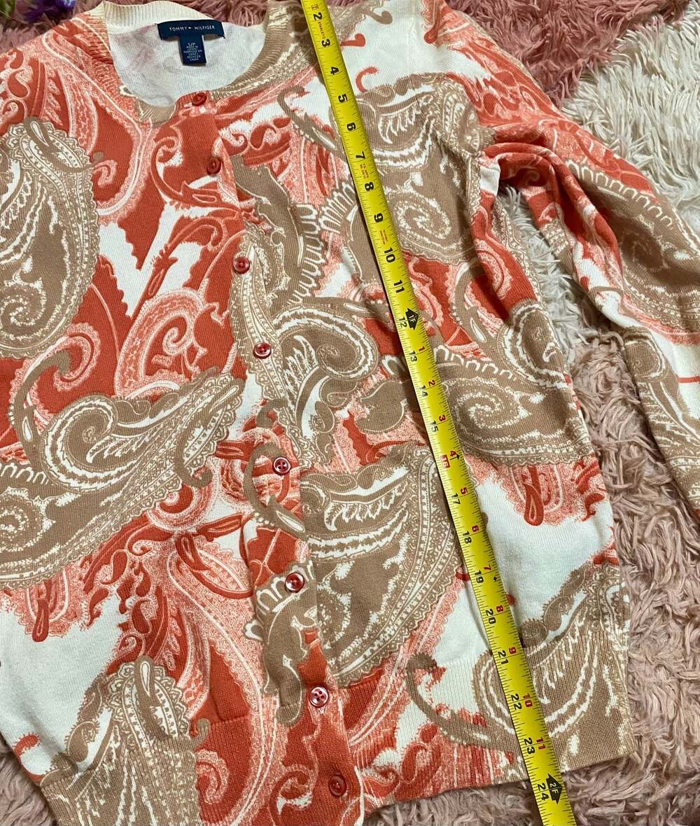 Tommy Hilfiger Women's Button-Down Cardigan Sweater in Orange and Beige Paisley - Picture 6 of 6
